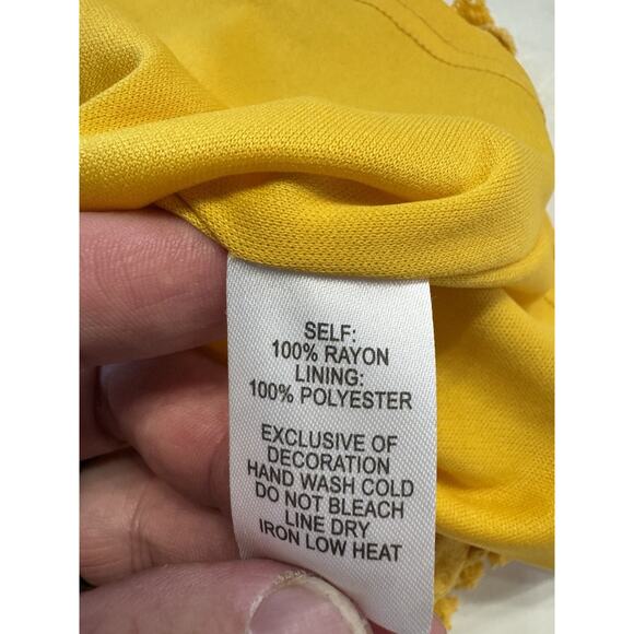 Lulu's Buenos Aires Golden Yellow Crochet Ruffle Short Sleeve Shift Dress Sz S - Picture 4 of 6